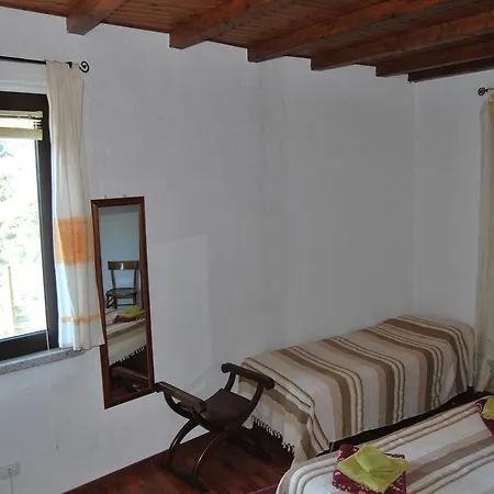 Baddesalighes Oda ve Kahvaltı